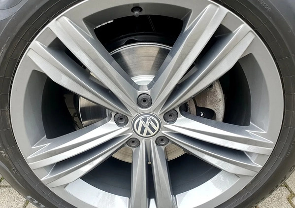 Volkswagen Tiguan Allspace cena 117900 przebieg: 58000, rok produkcji 2020 z Pniewy małe 742